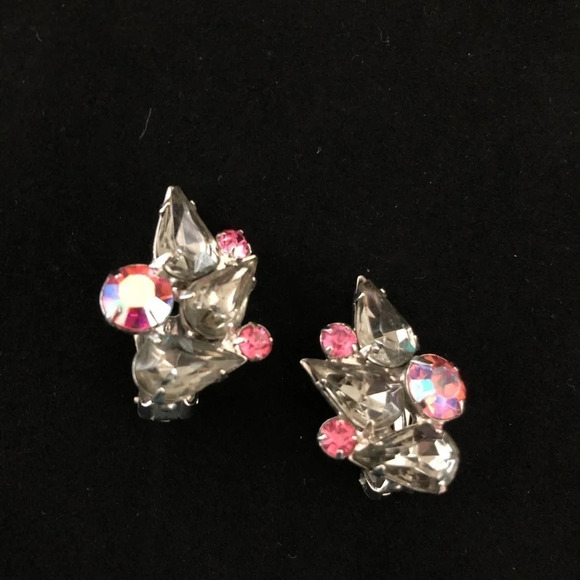 Vintage Garne Gray Pink Rhinestone Clip Earrings - Picture 1 of 6